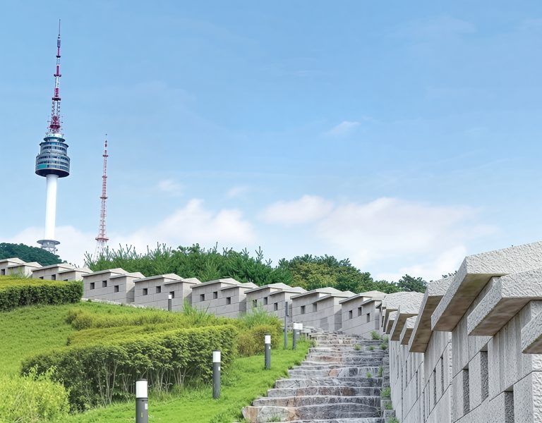 Hanyangdoseong: Unlocking the History and Beauty of the Seoul City Wall Gates